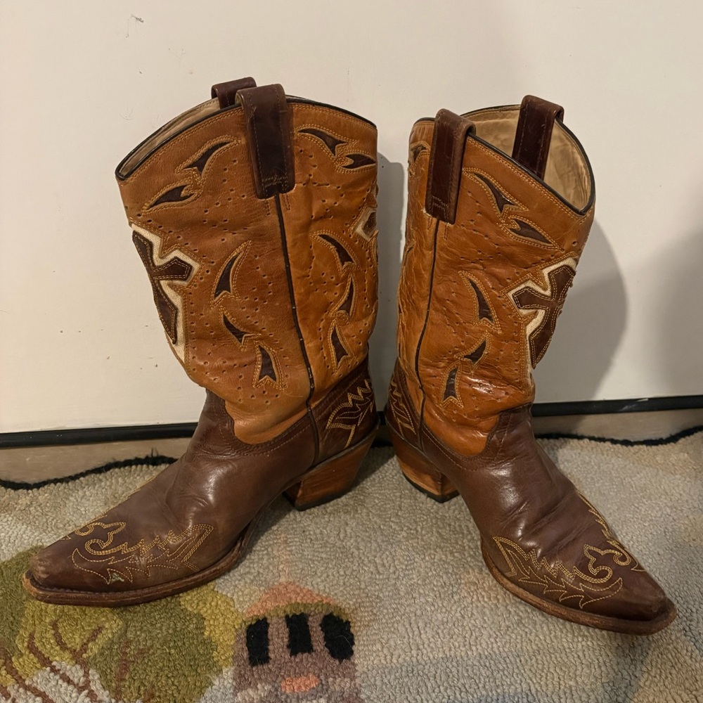 Brown Two-Tone Leather Heeled Cowboy Boots